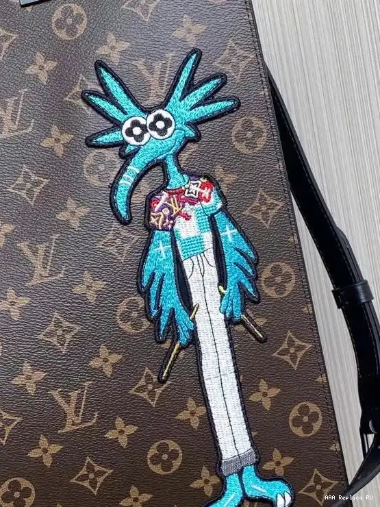 Aaa replica ru PLAT SAC VUITTON LOUIS 0628